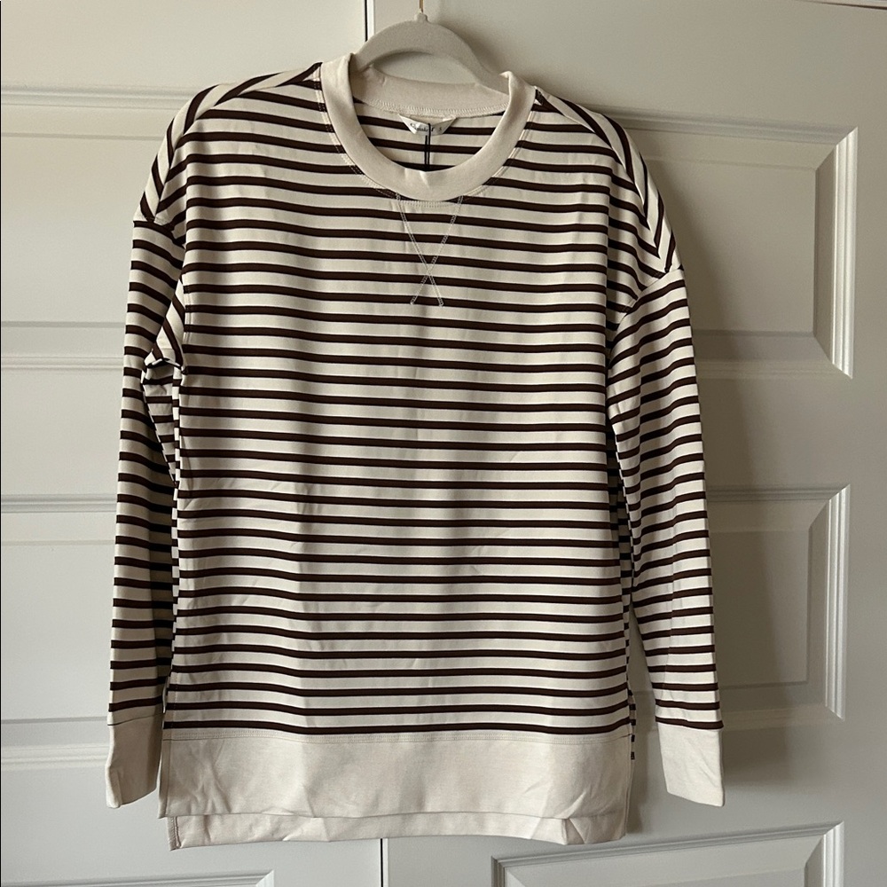 Womens pullover top